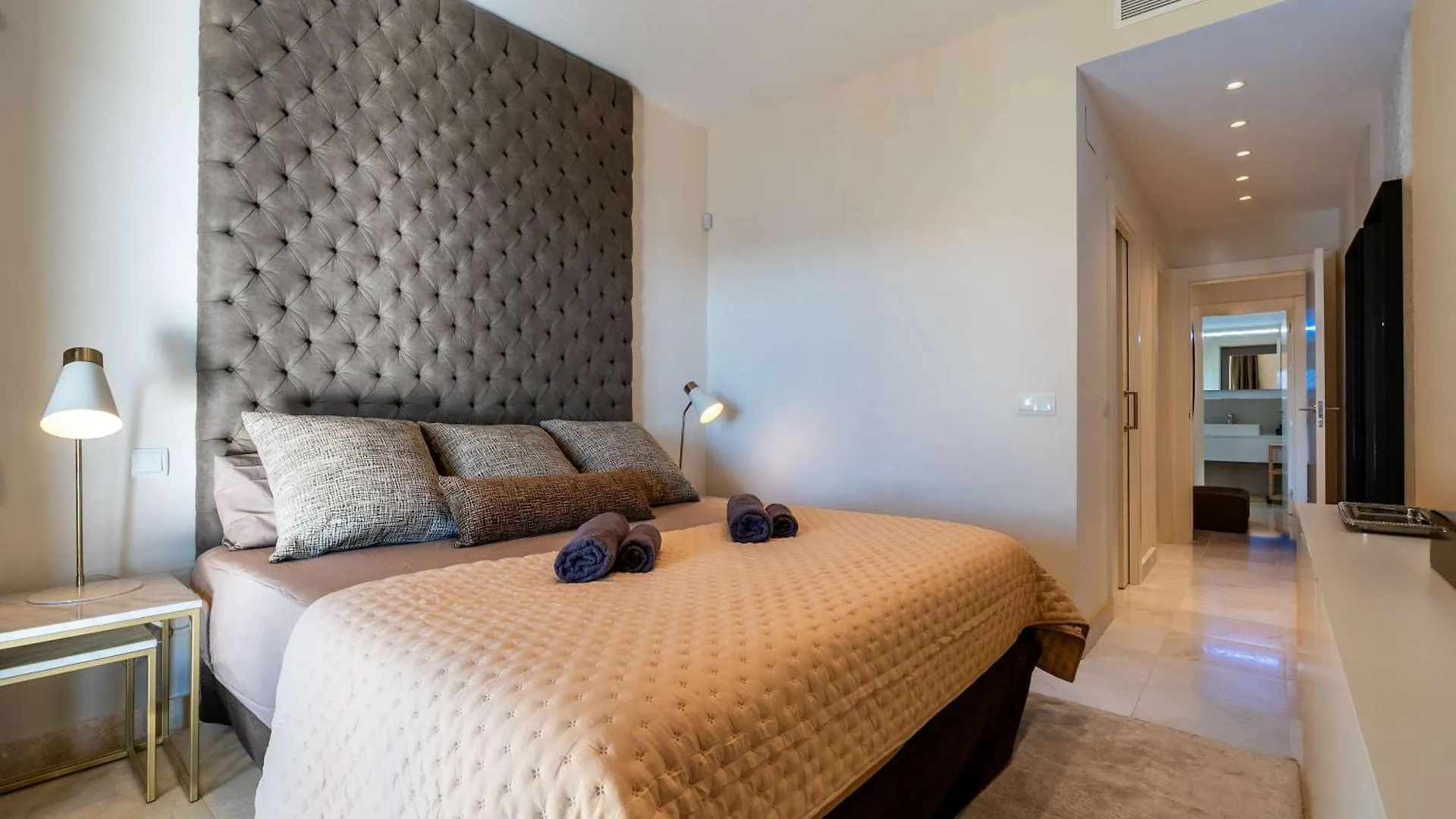 Luxury Escape - Los Flamingos Golf Retreat Estepona 0*,